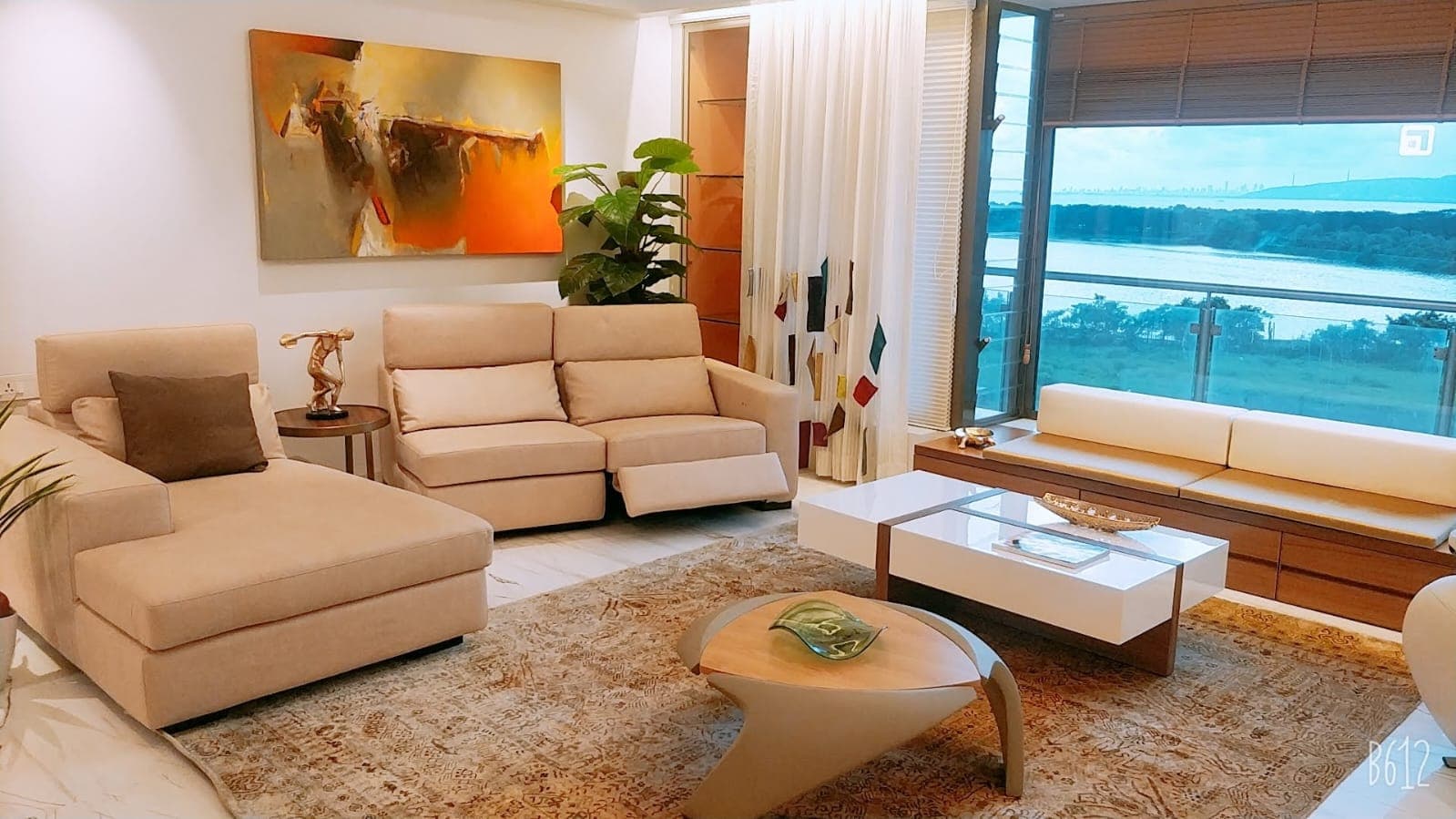 CyberCity Executive Glass Pavilion & Suites